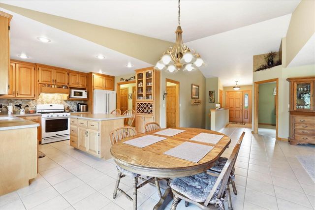 2901 WINDHAVEN TRAIL, Green Bay, WI 54313