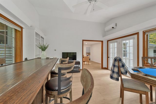 7 Loon Street, Wolfeboro, NH 03894