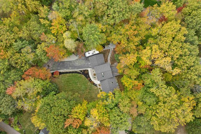 7 Loon Street, Wolfeboro, NH 03894