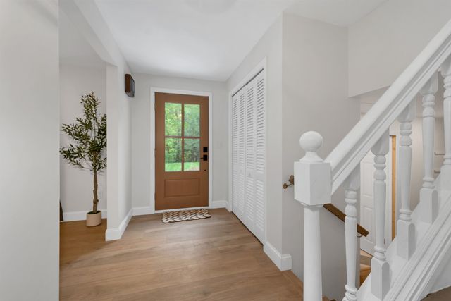 7 Loon Street, Wolfeboro, NH 03894