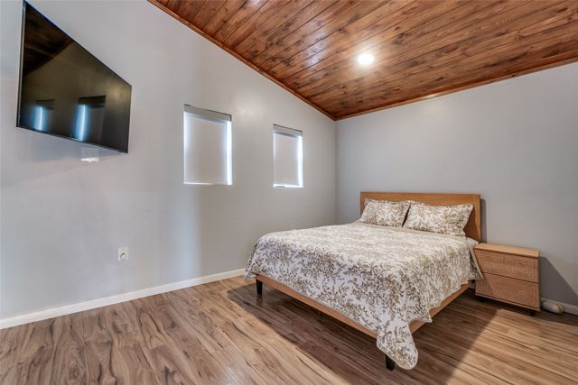 9026 San Leandro Drive, Dallas, TX 75218