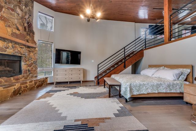 9026 San Leandro Drive, Dallas, TX 75218