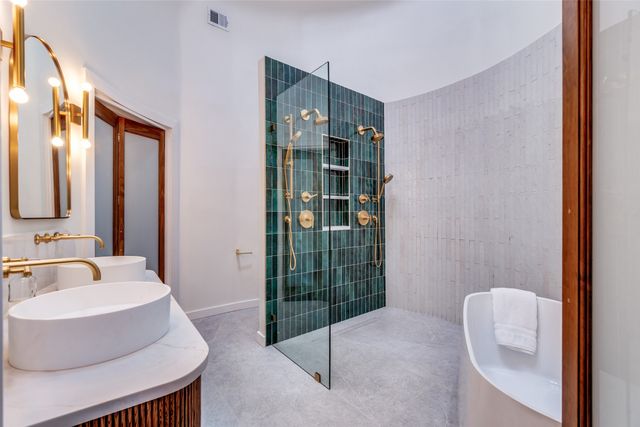 9026 San Leandro Drive, Dallas, TX 75218