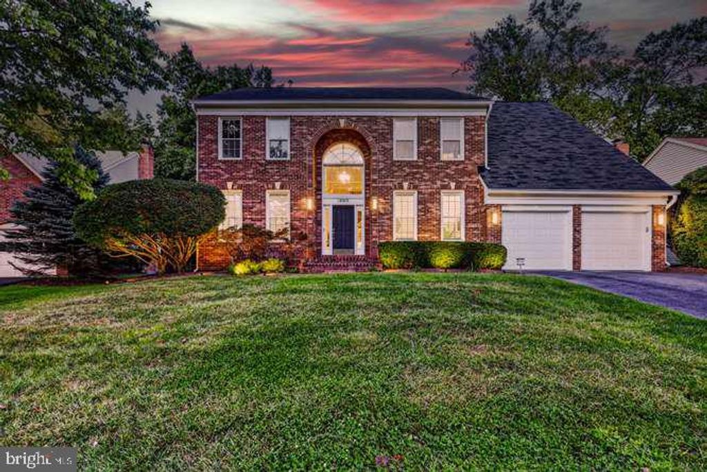 15309 CHINABERRY ST, Gaithersburg, MD 20878