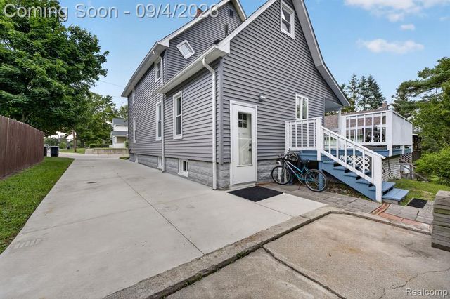 300 N Mill Street, Clio, MI 48420
