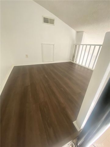 1463 W Cypress, San Dimas, CA 91773