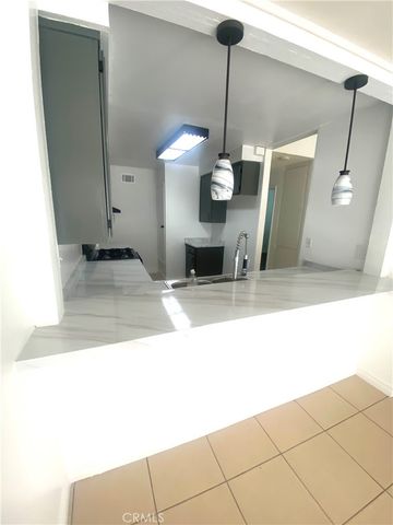 1463 W Cypress, San Dimas, CA 91773