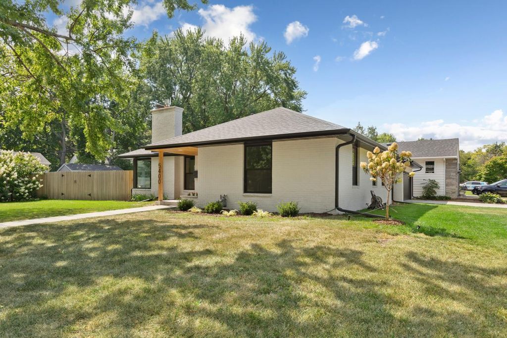 5400 Richmond Lane, Edina, MN 55436 — photo 3