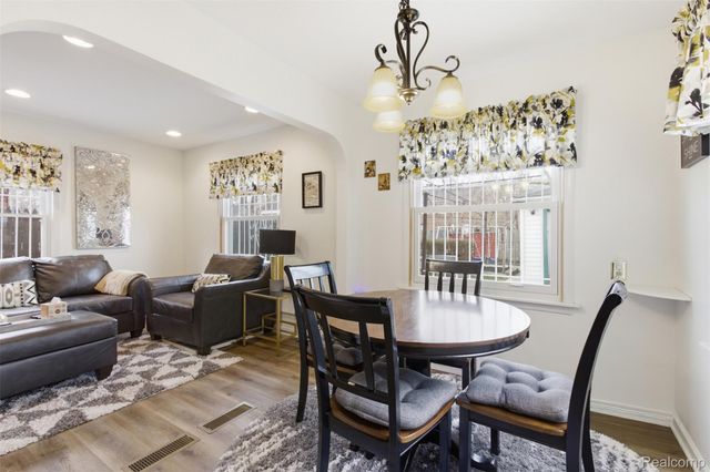 16855 Strathmoor Street, Detroit, MI 48235