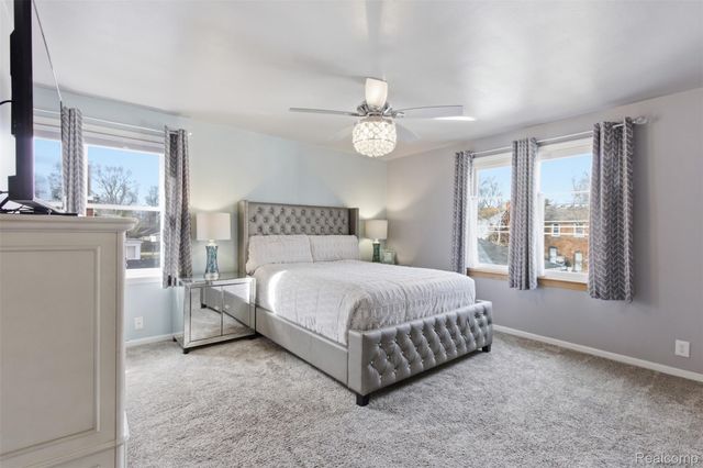 16855 Strathmoor Street, Detroit, MI 48235