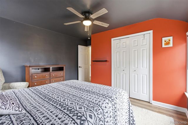 16855 Strathmoor Street, Detroit, MI 48235