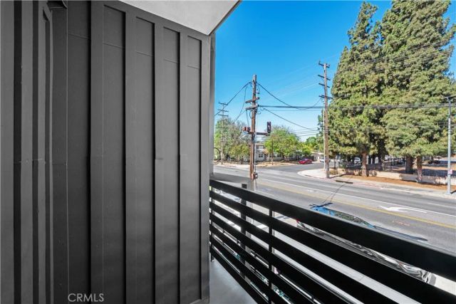 6700 Kester Avenue, Van Nuys, CA 91405