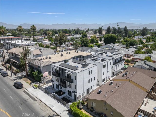 6700 Kester Avenue, Van Nuys, CA 91405