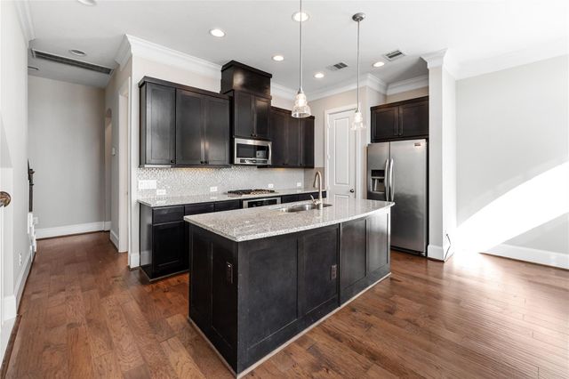 2720 Church Wood Drive, Houston, TX 77082