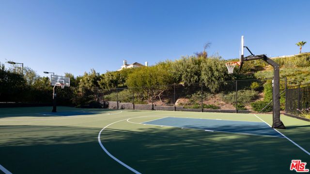 16658 Calle Brittany, Pacific Palisades (los Angeles), CA 90272