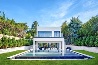 40 Oceanview Drive, Southampton, NY 11968
