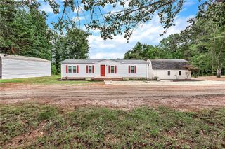 403 Hancox Place, Westminster, SC 29693