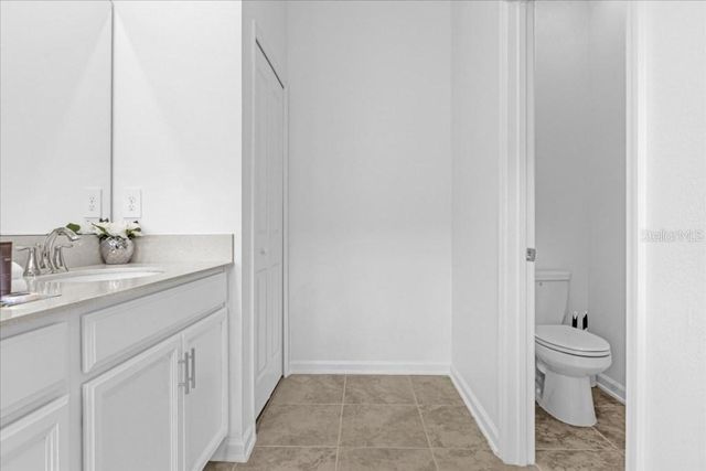 8899 CABOT CLIFFS DRIVE 104, Davenport, FL 33896