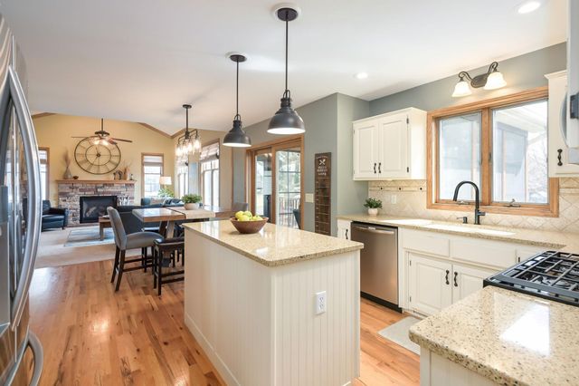 7901 Bristol Road, Woodbury, MN 55125