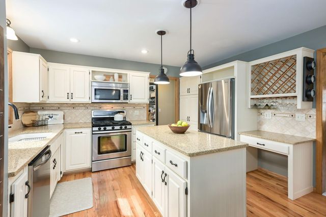 7901 Bristol Road, Woodbury, MN 55125