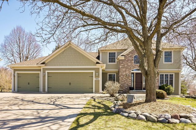 7901 Bristol Road, Woodbury, MN 55125