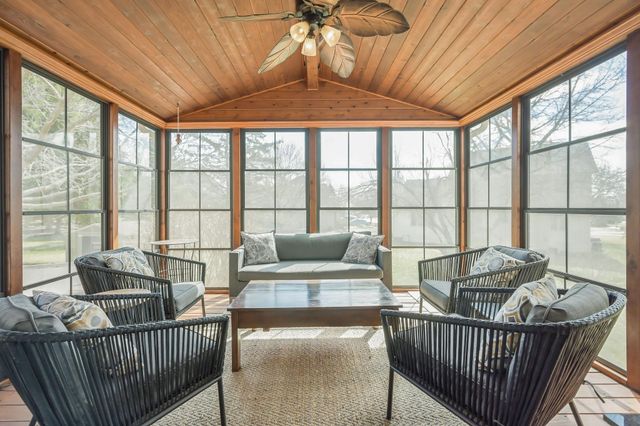 7901 Bristol Road, Woodbury, MN 55125