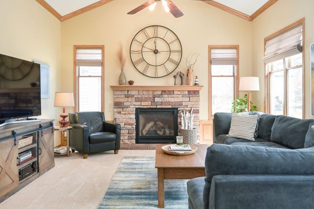 7901 Bristol Road, Woodbury, MN 55125