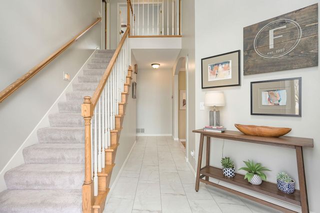 7901 Bristol Road, Woodbury, MN 55125