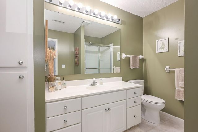 7901 Bristol Road, Woodbury, MN 55125