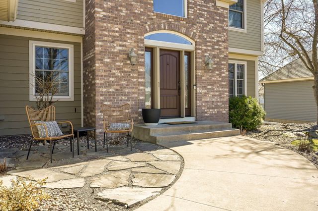 7901 Bristol Road, Woodbury, MN 55125