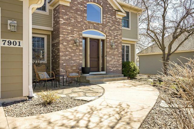 7901 Bristol Road, Woodbury, MN 55125