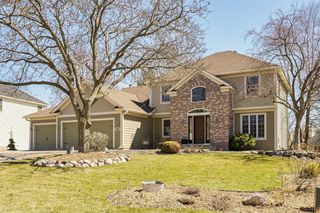 7901 Bristol Road, Woodbury, MN 55125