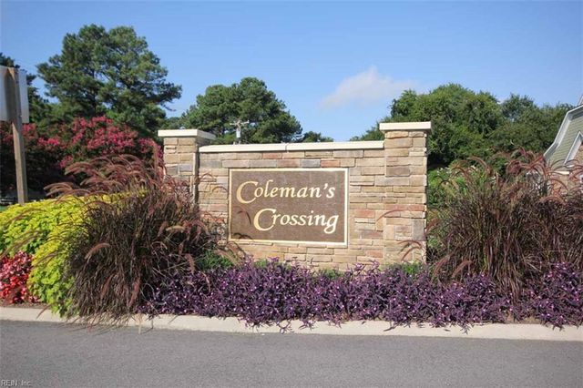 3035 Hughes LN, Hayes, VA 23072