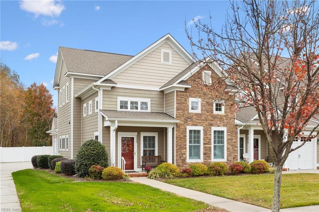 3035 Hughes LN, Hayes, VA 23072