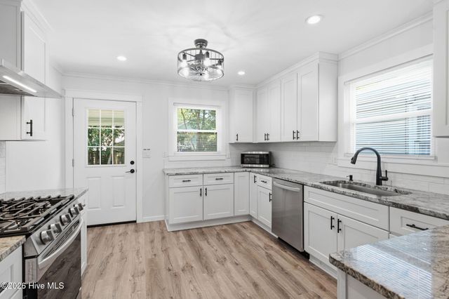 1921 Hudson Drive, Wilmington, NC 28403