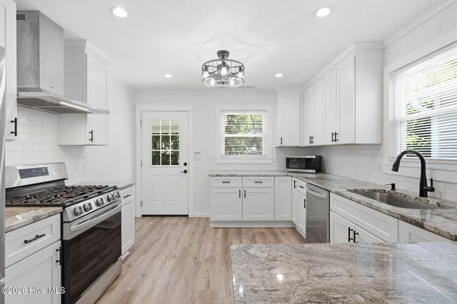 1921 Hudson Drive, Wilmington, NC 28403