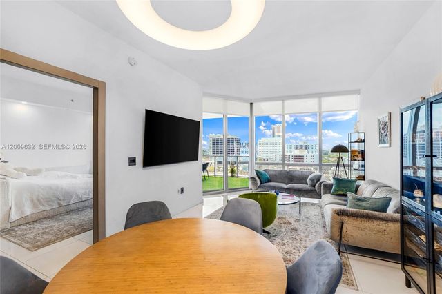 851 NE 1st Ave 1408, Miami, FL 33132