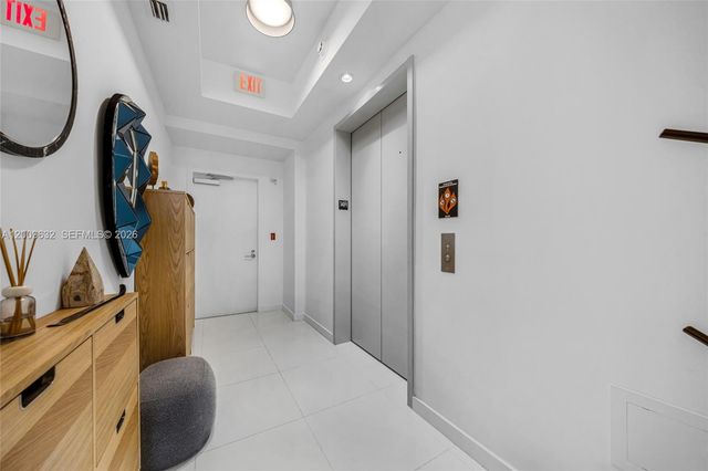 851 NE 1st Ave 1408, Miami, FL 33132
