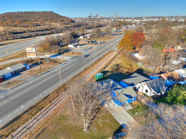 2303 W 40th Street, Tulsa, OK 74107