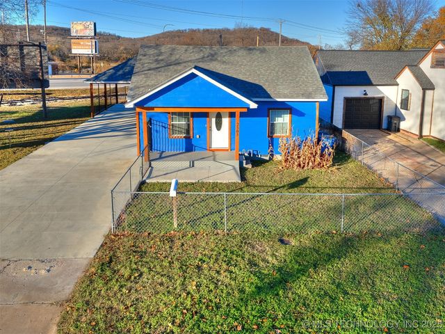 2303 W 40th Street, Tulsa, OK 74107