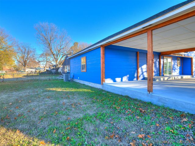 2303 W 40th Street, Tulsa, OK 74107