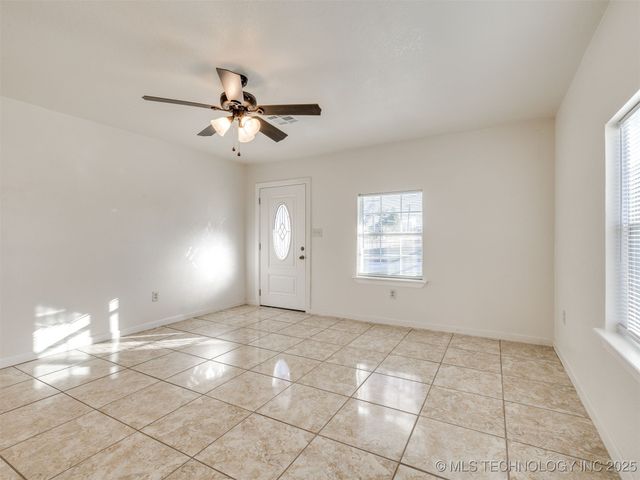 2303 W 40th Street, Tulsa, OK 74107