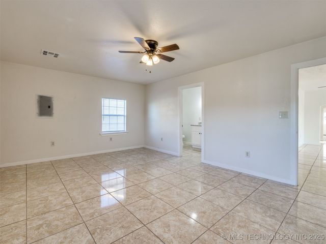 2303 W 40th Street, Tulsa, OK 74107