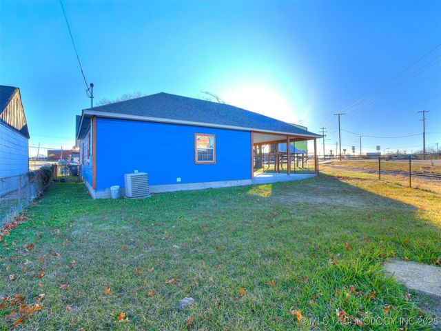 2303 W 40th Street, Tulsa, OK 74107