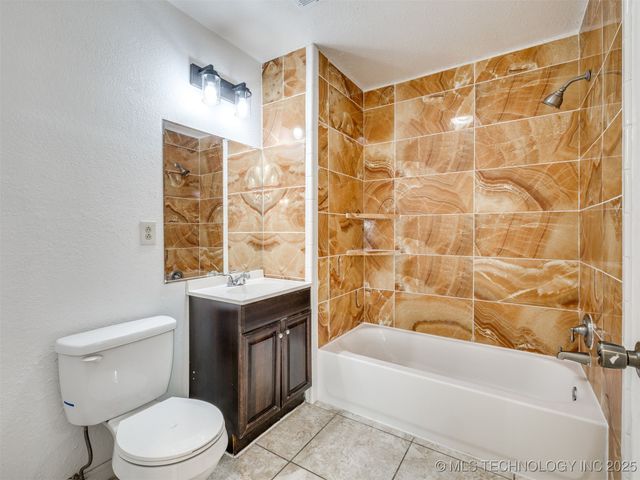 2303 W 40th Street, Tulsa, OK 74107