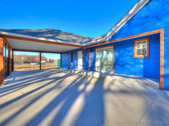 2303 W 40th Street, Tulsa, OK 74107