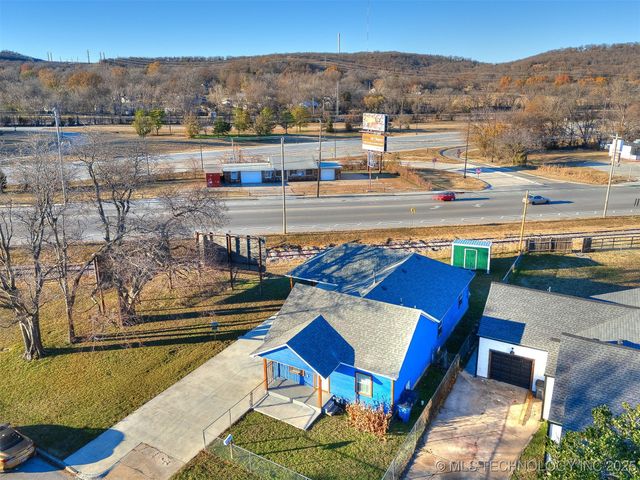 2303 W 40th Street, Tulsa, OK 74107