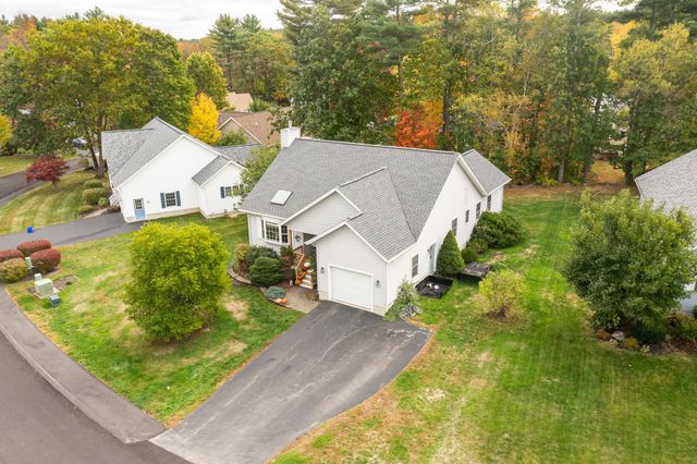 21 Briallia Circle, Newmarket, NH 03857