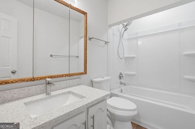 3229 Clairmont North NE, Atlanta, GA 30329