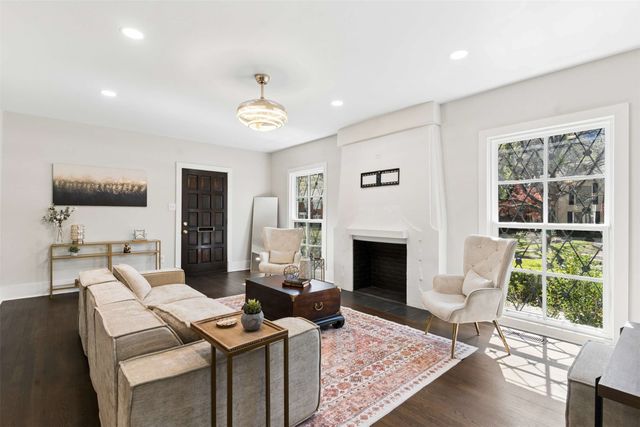 4516 Fairway Avenue, Highland Park, TX 75219